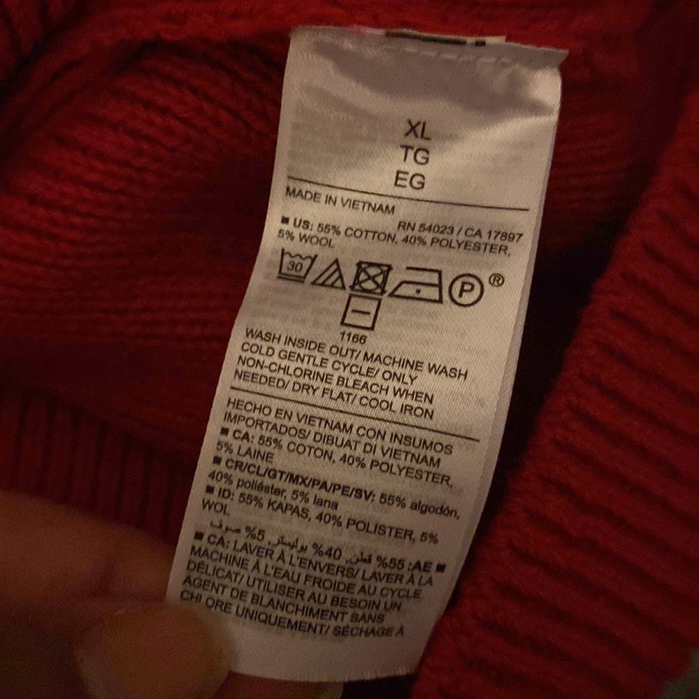 NWT Old Navy sleeveless red sweater with V neck women size XL - Picture 5 of 6